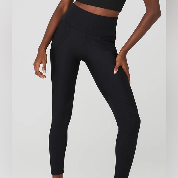 Alo Yoga leggings - Picture 3 of 12